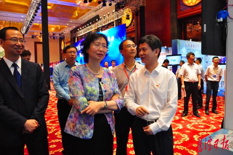 活动省市人才政策集中发布会在南昌举行 余正琨作我市人才政策发布